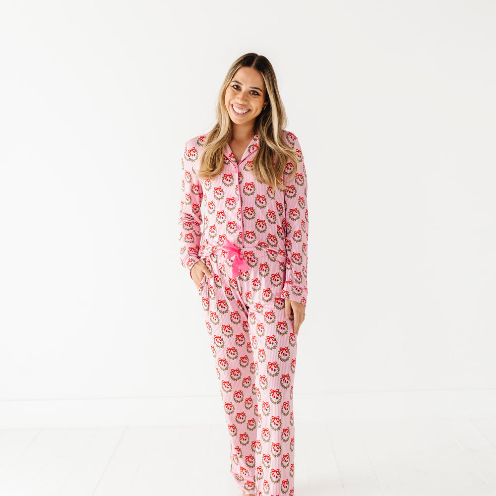 
                      
                        Sparkle & Spruce Mama Lounge Set
                      
                    