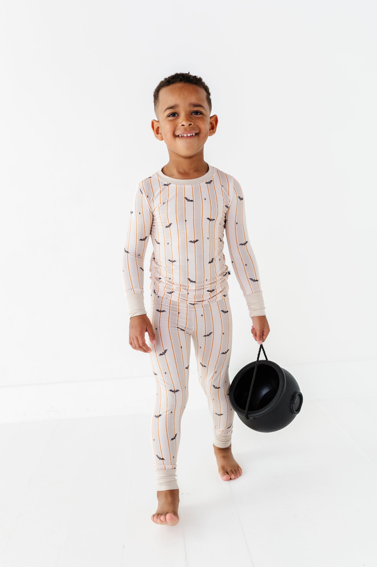 Matching Halloween PJs with bats in breathable bamboo for kids