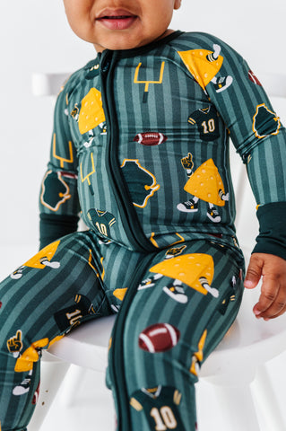 Touchdown, Wisconsin! Convertible Footies